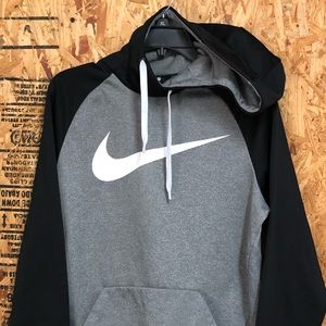 Nike thermal fit hoodie